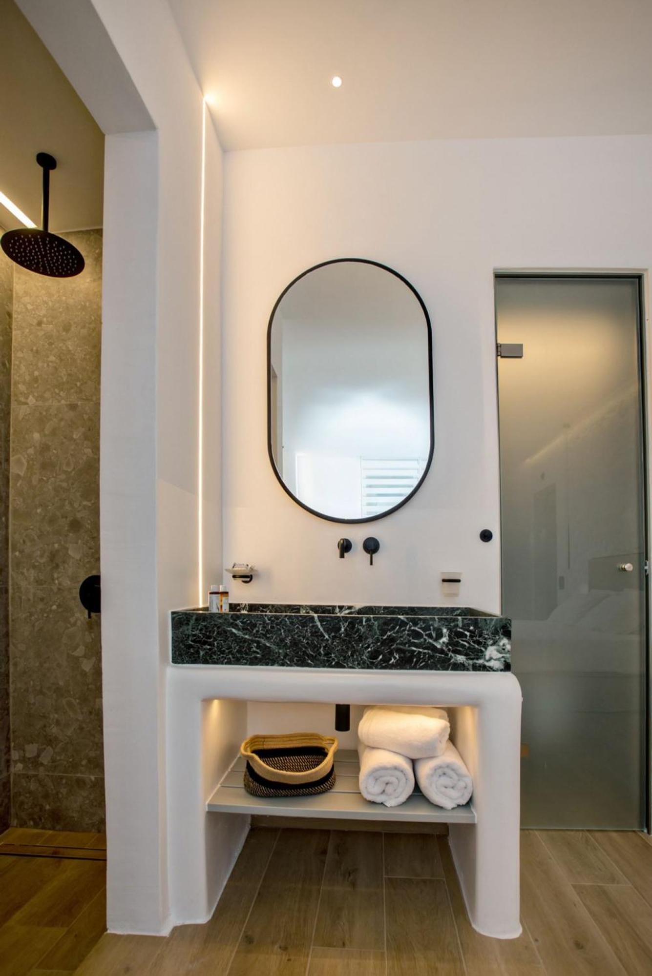 Levantes Luxury Suites II Tínos Eksteriør billede