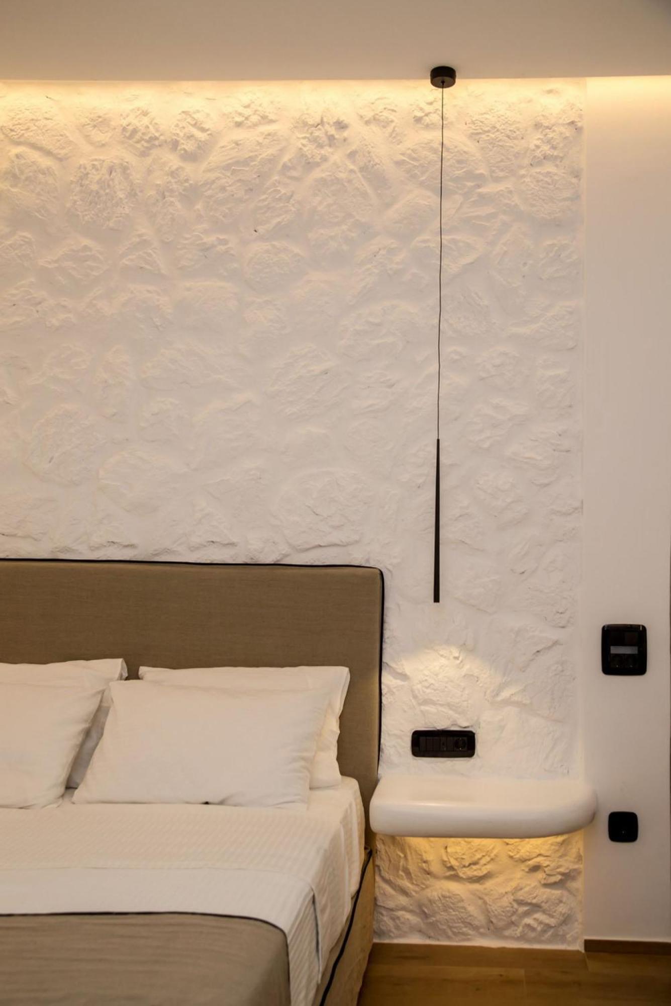 Levantes Luxury Suites II Tínos Eksteriør billede